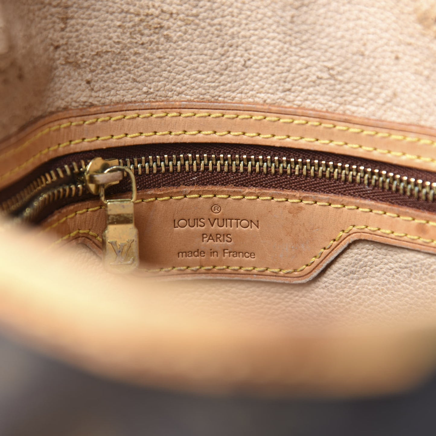 Monogram Bucket 27