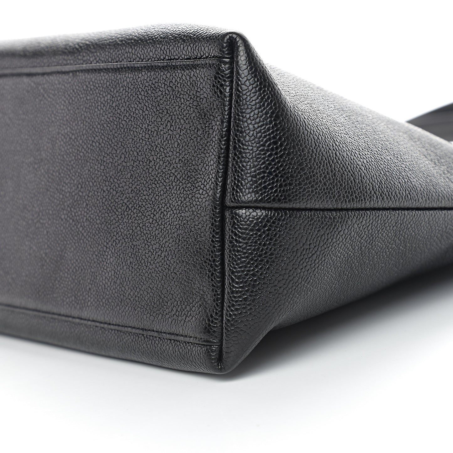 Caviar Large CC Shoulder Bag Black