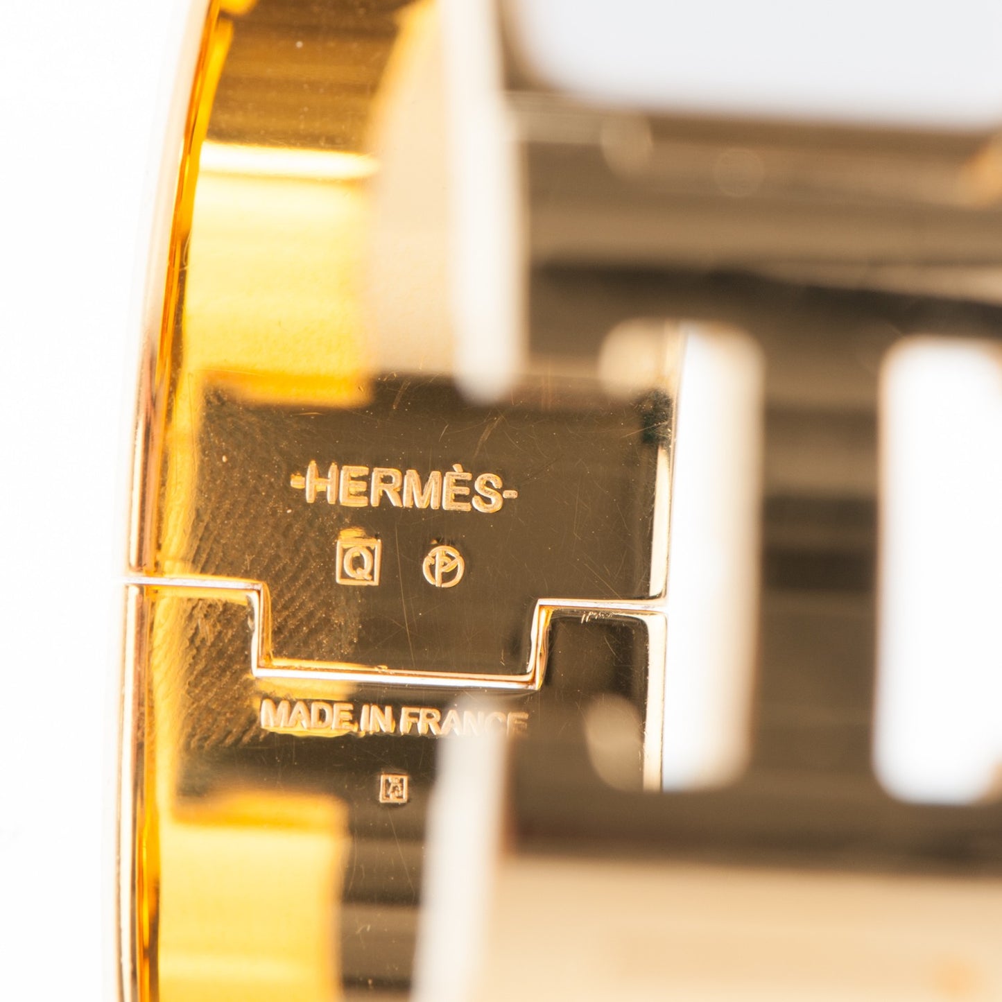 Enamel Wide Clic Clac H Bracelet PM White