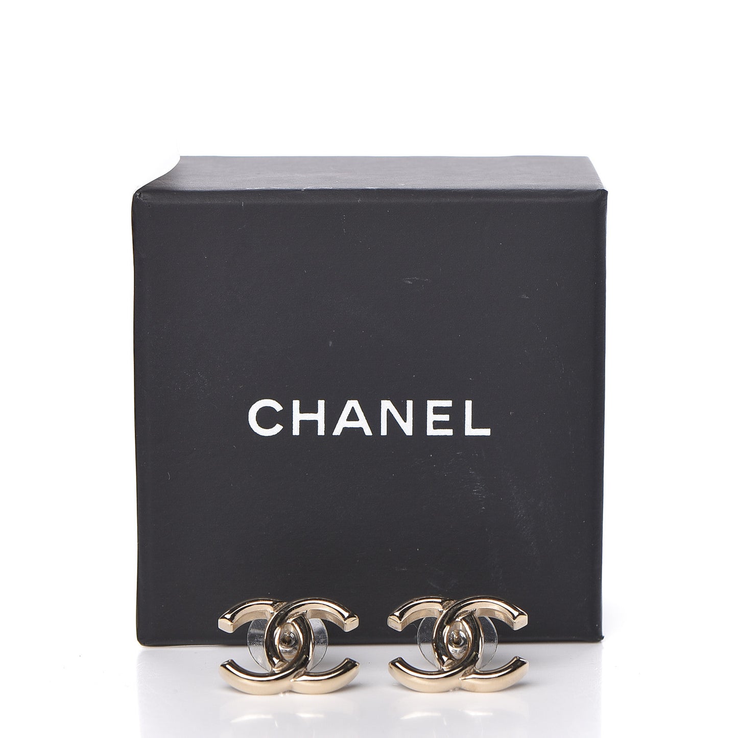 Metal CC Earrings Gold
