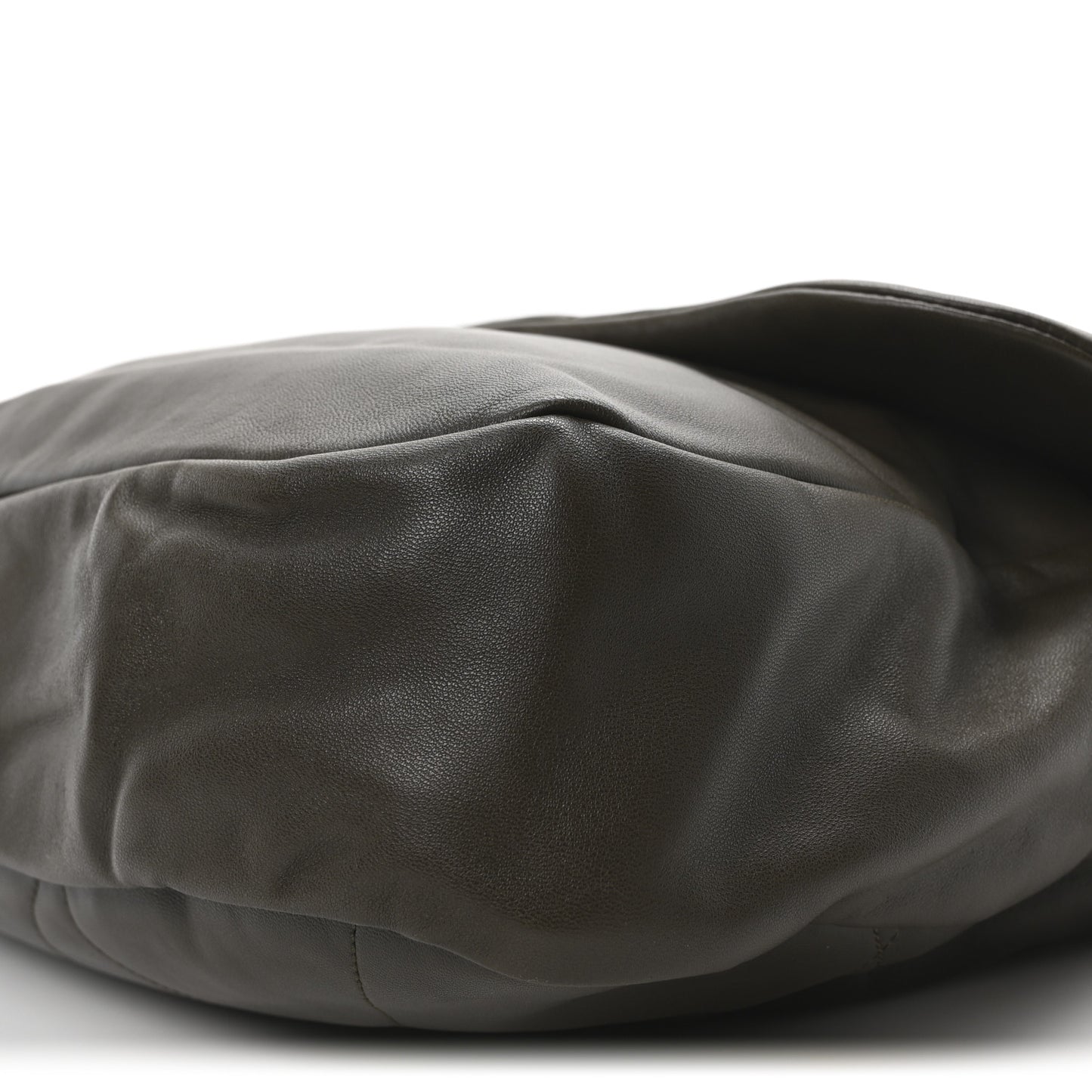 Lambskin Matelasse Monogram Large Jamie 4.3 Light Musk