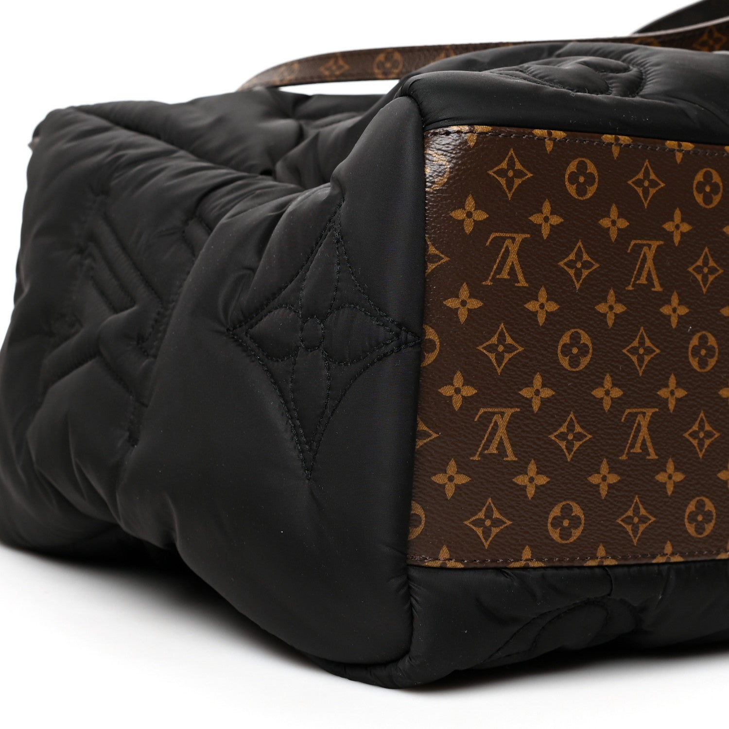 Louis Vuitton Econyl Monogram Pillow Giant Onthego GM Black 8 of 10