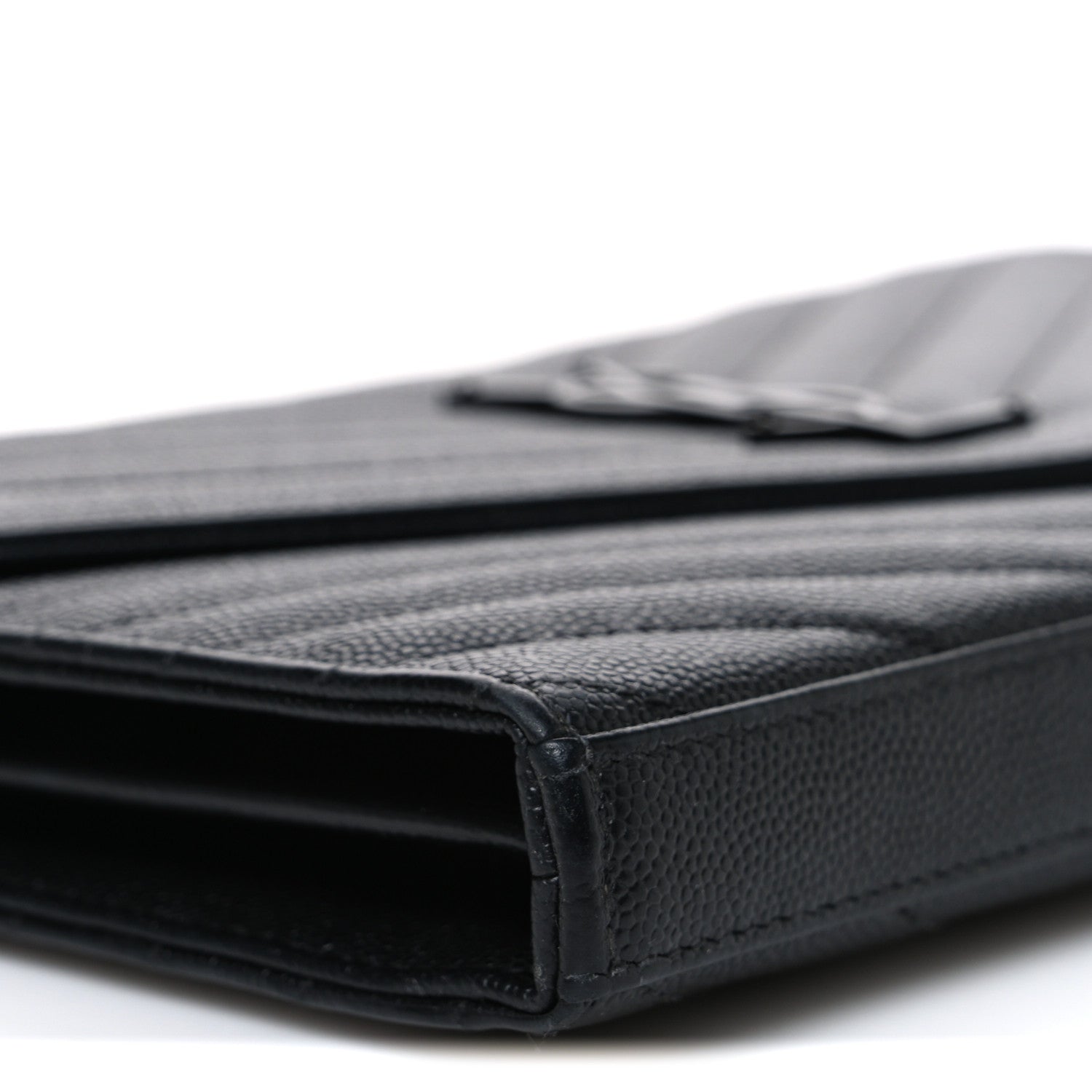 Saint Laurent Grain De Poudre Matelasse Chevron Monogram Monochrome Envelope Chain Wallet Black 8 of 9