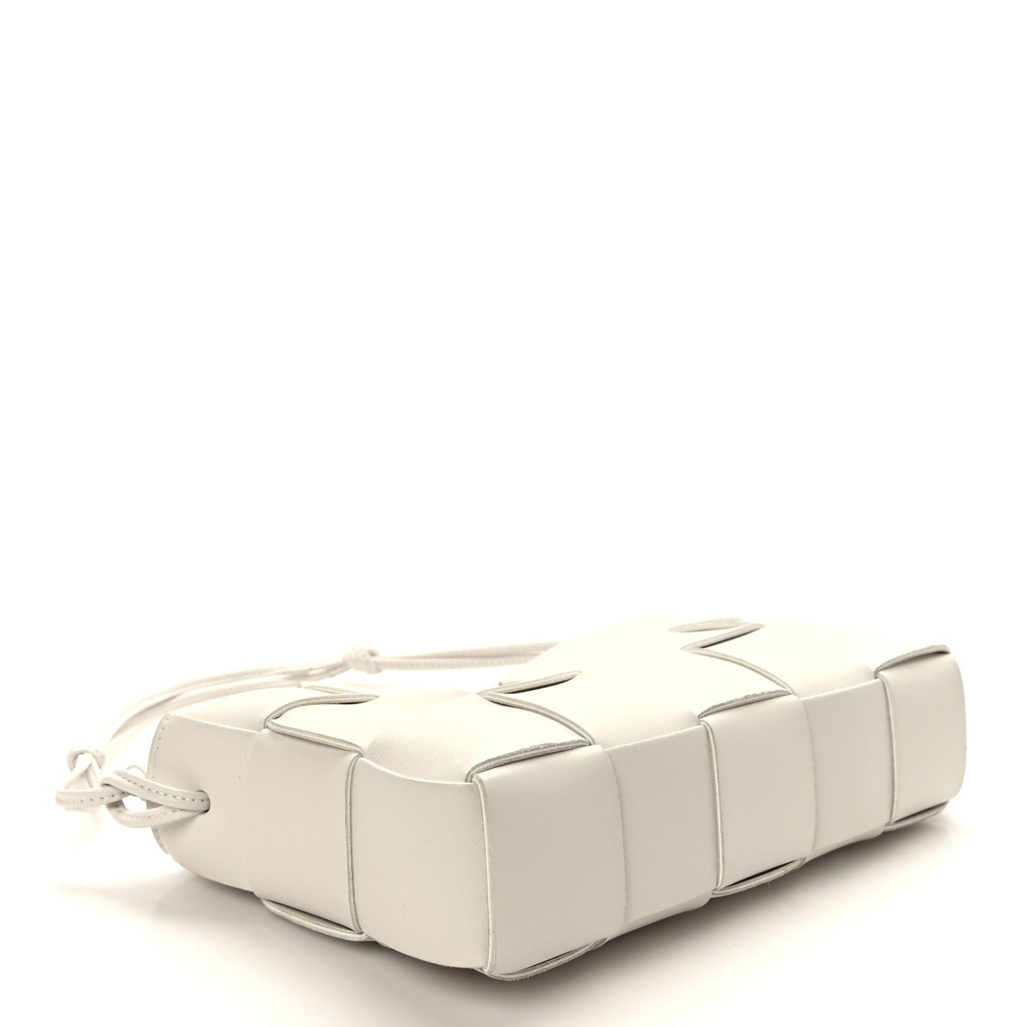 Calfskin Maxi Intrecciato Cassette Pouch On Strap Chalk