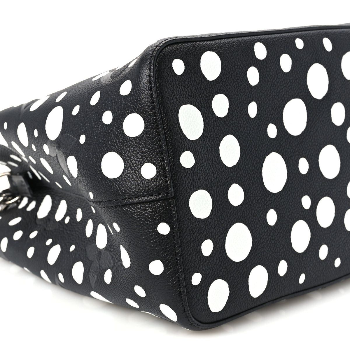 LV X YK Empreinte Neonoe MM Black White