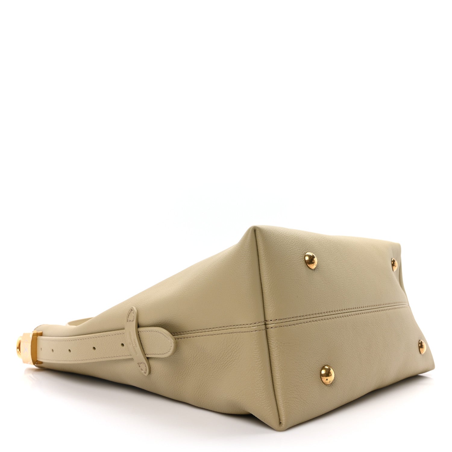 Louis Vuitton Grained Calfskin Low Key Hobo MM Clay 4 of 9