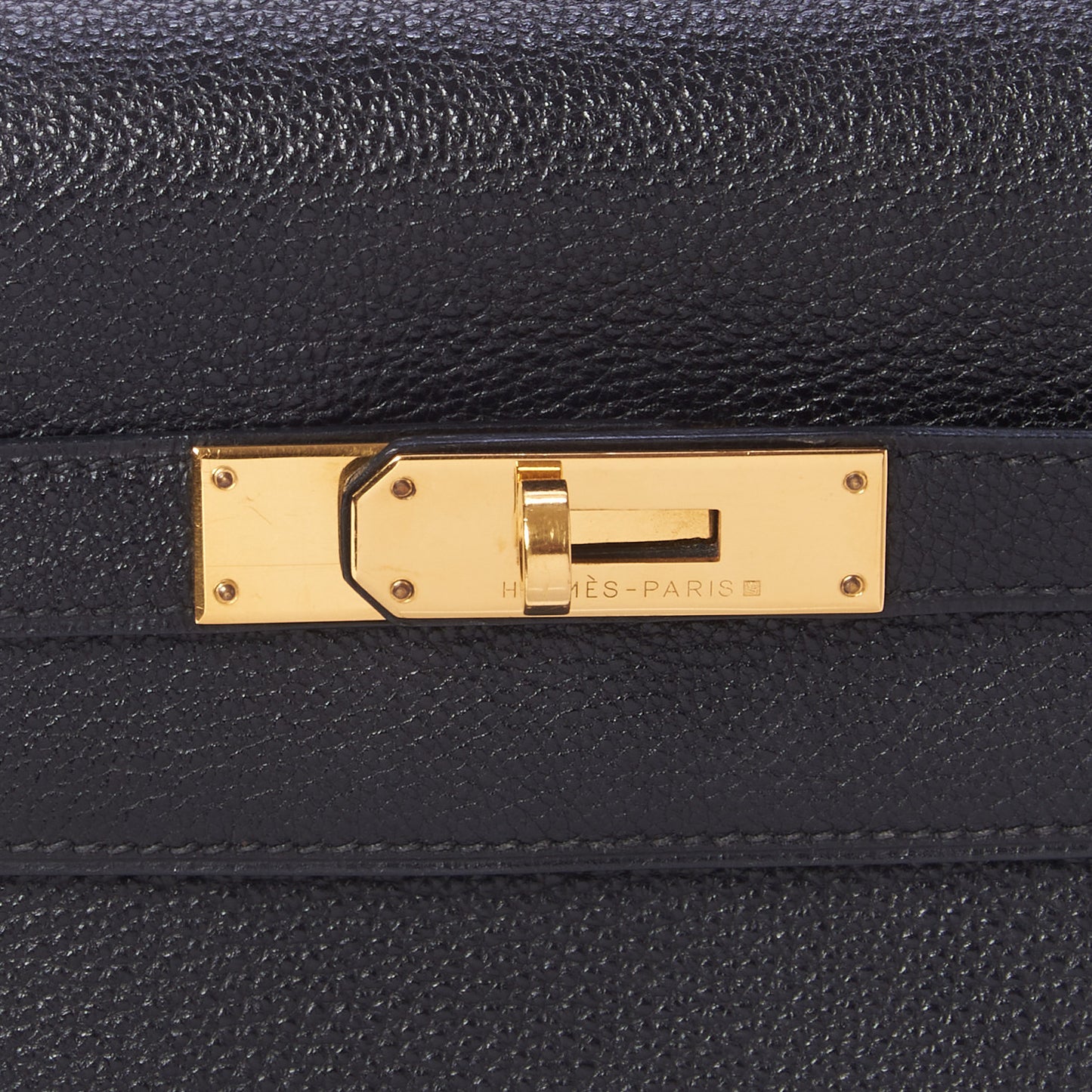 Togo Kelly Retourne 32 Black