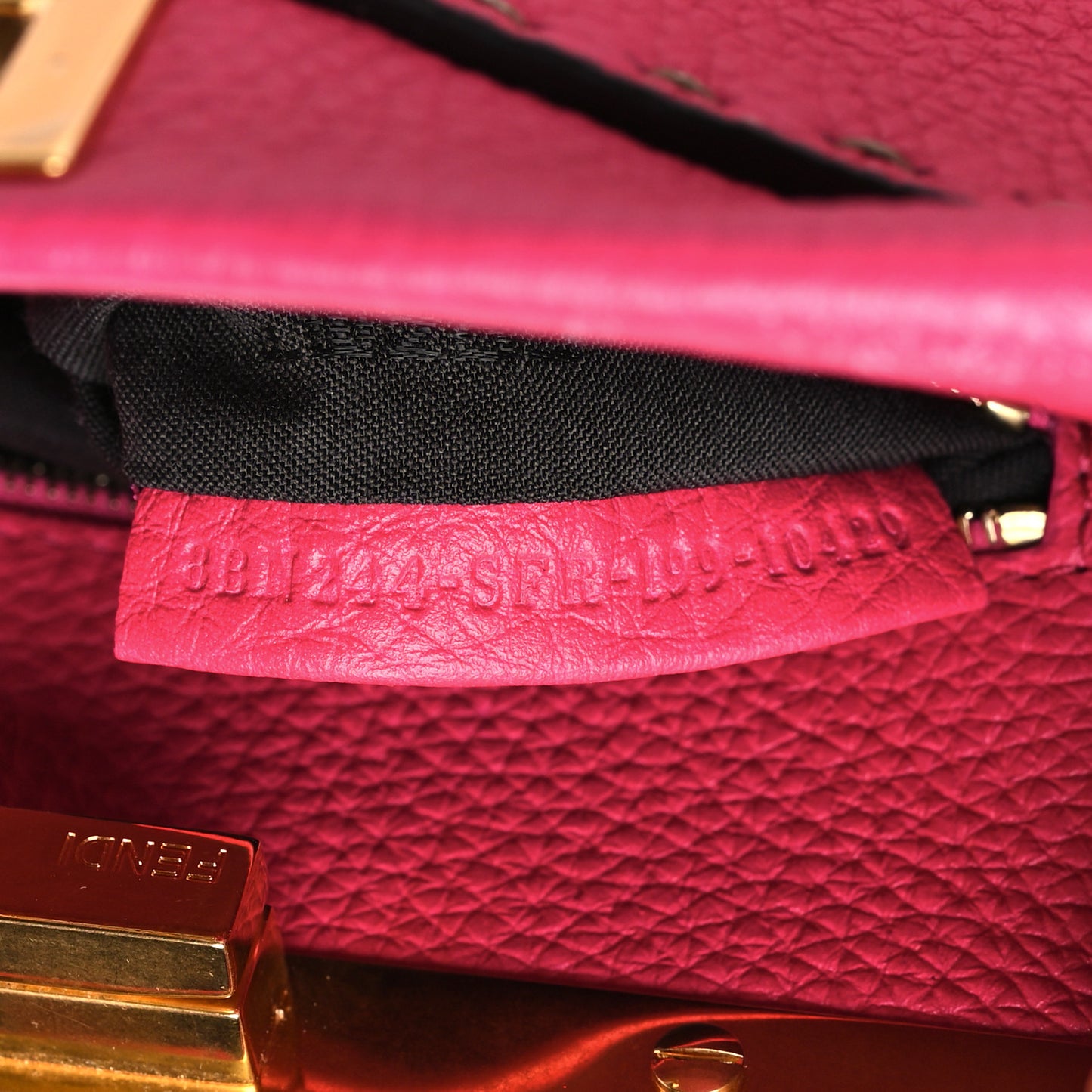 Cuoio Romano Selleria Mini Peekaboo Iconic Satchel Fuxia