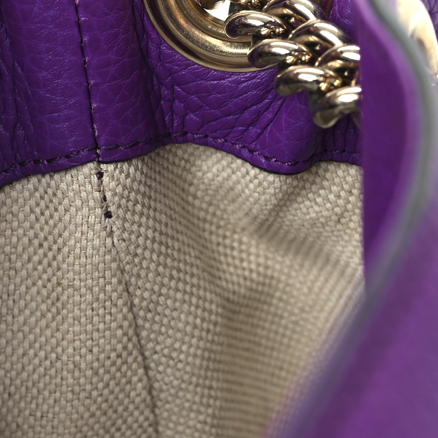 Pebbled Calfskin Medium Soho Chain Shoulder Bag Shine Purple