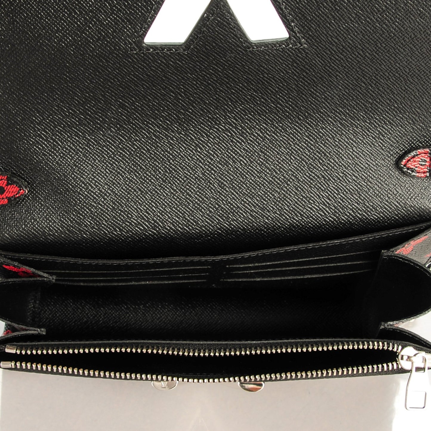 Monogram Palm Twist Chain Wallet Black White