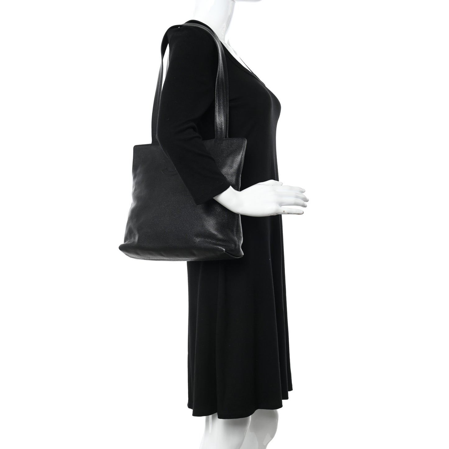 Caviar CC Shoulder Bag Black