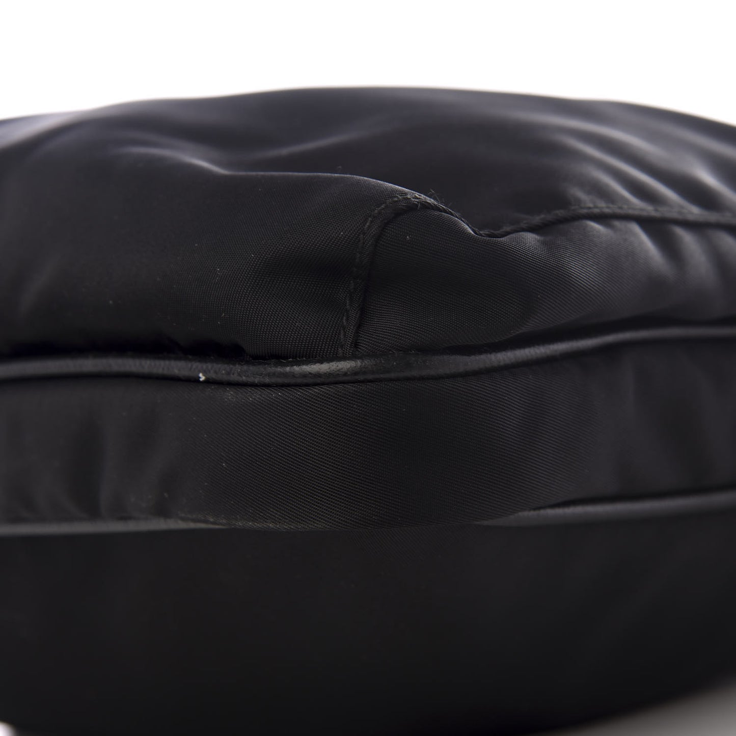 Nylon Flat Messenger Bag Black