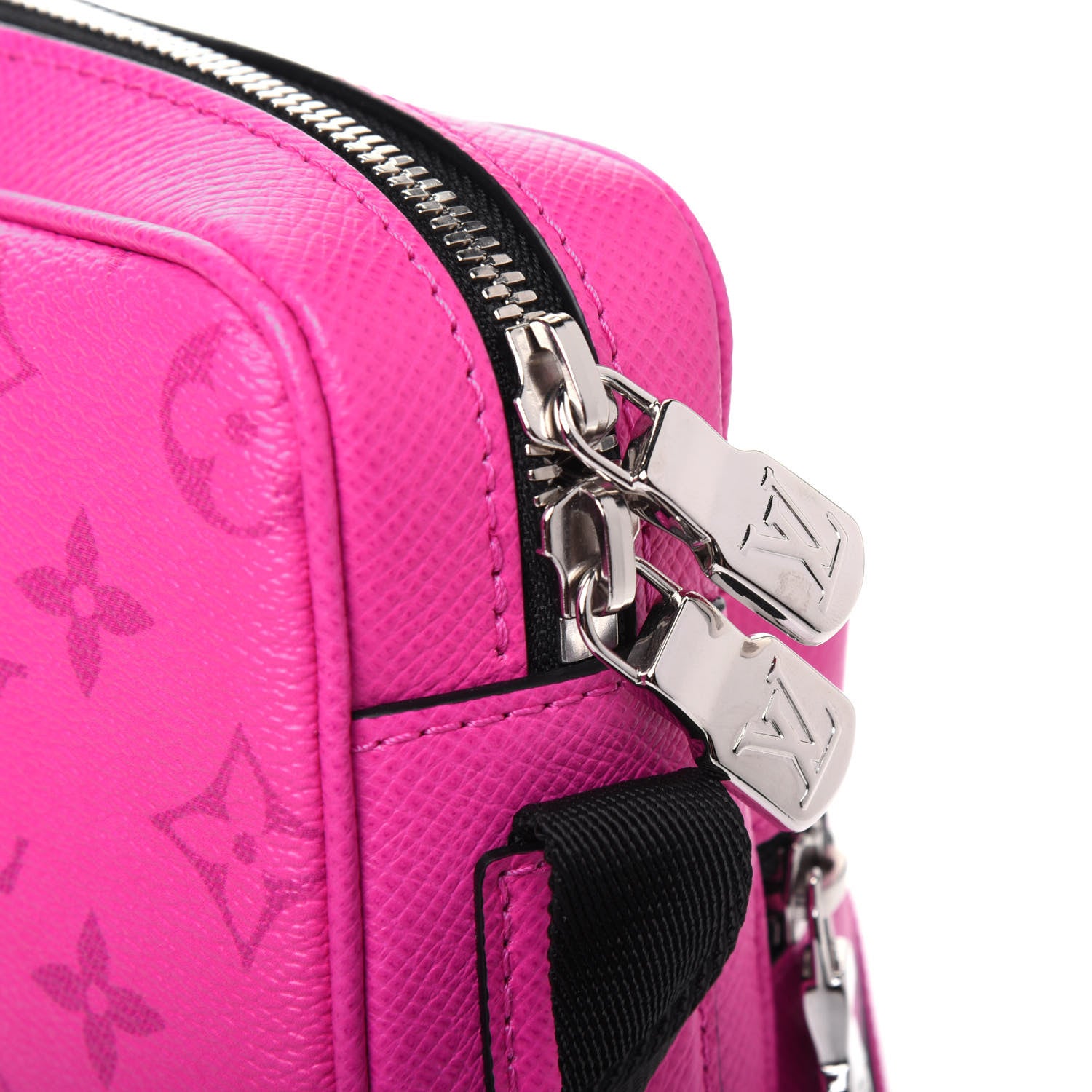 Louis Vuitton Taigarama Outdoor Messenger Fuchsia 12 of 15