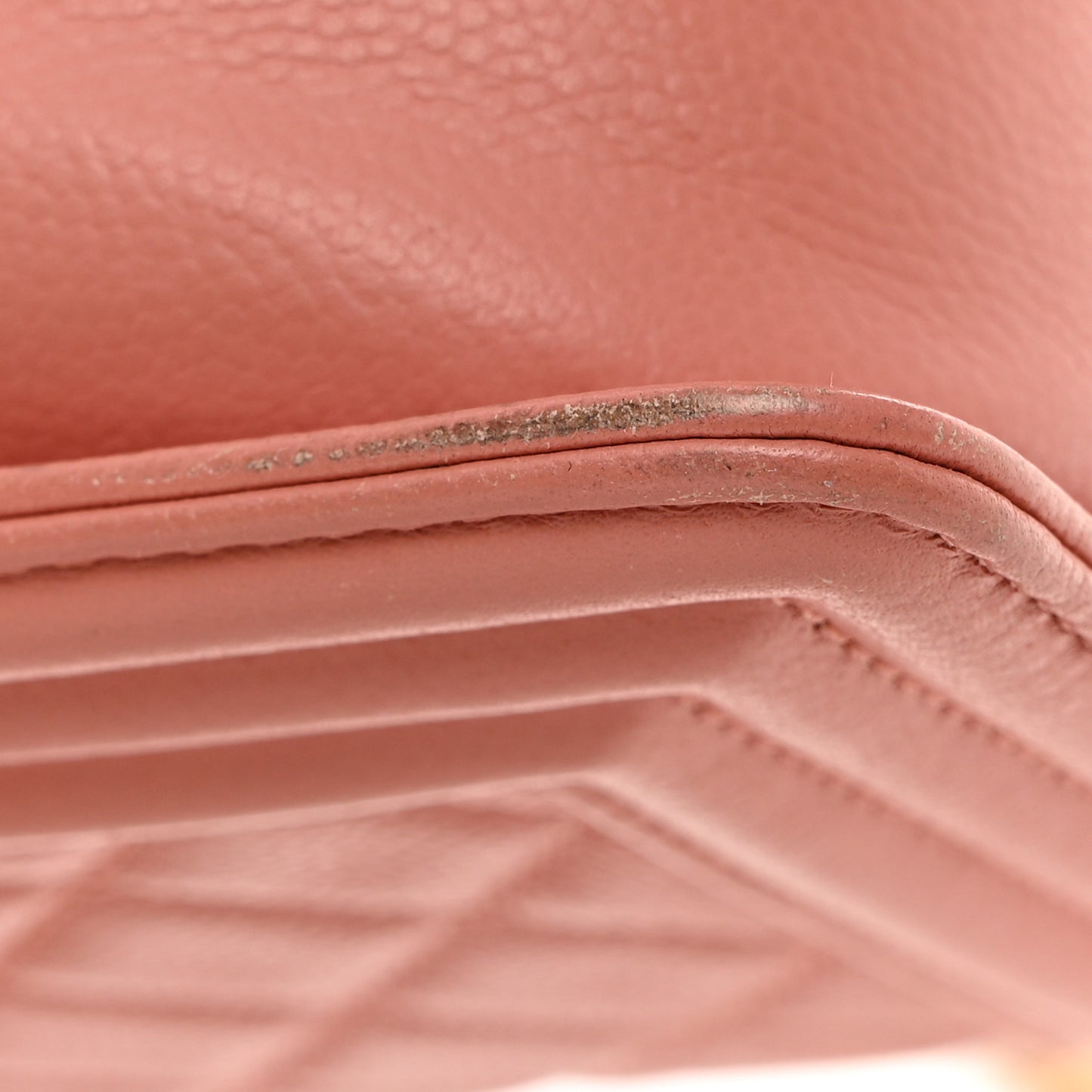 Caviar Quilted Medium Boy Flap Pink