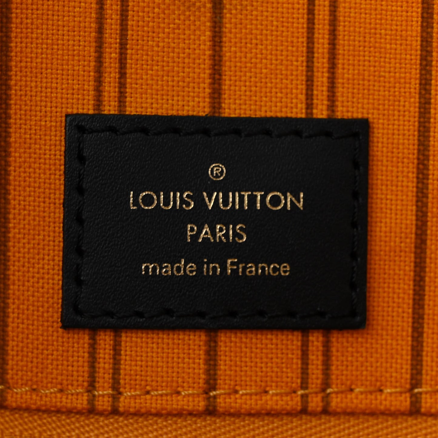 Monogram Giant Jungle Onthego GM Black