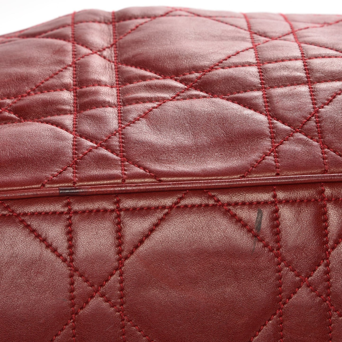 Lambskin Cannage Drawstring Bag Red