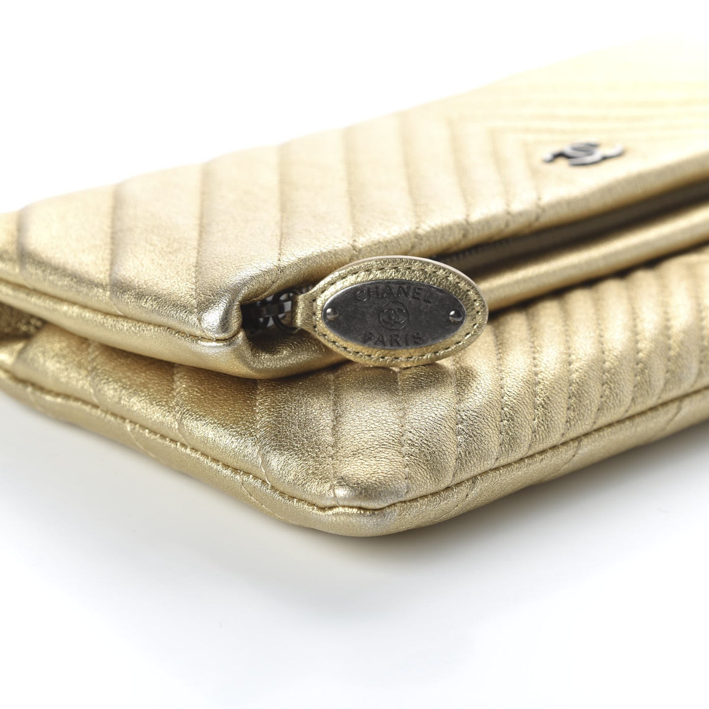Metallic Calfskin Chevron Quilted CC Beauty Clutch Gold