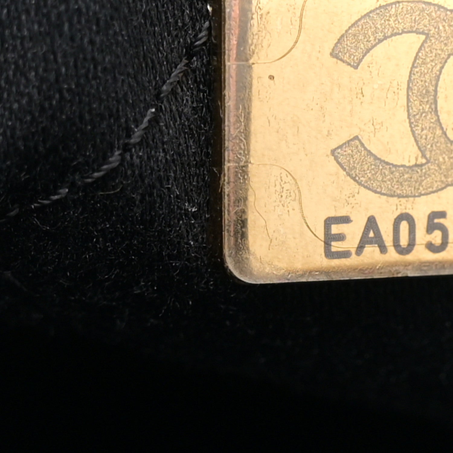 Chanel Shiny Crumpled Calfskin Quilted Pearl Mini Chanel 22 Black 7 of 11
