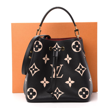 Louis Vuitton Empreinte Monogram Giant Neonoe MM Black Beige 11 of 11