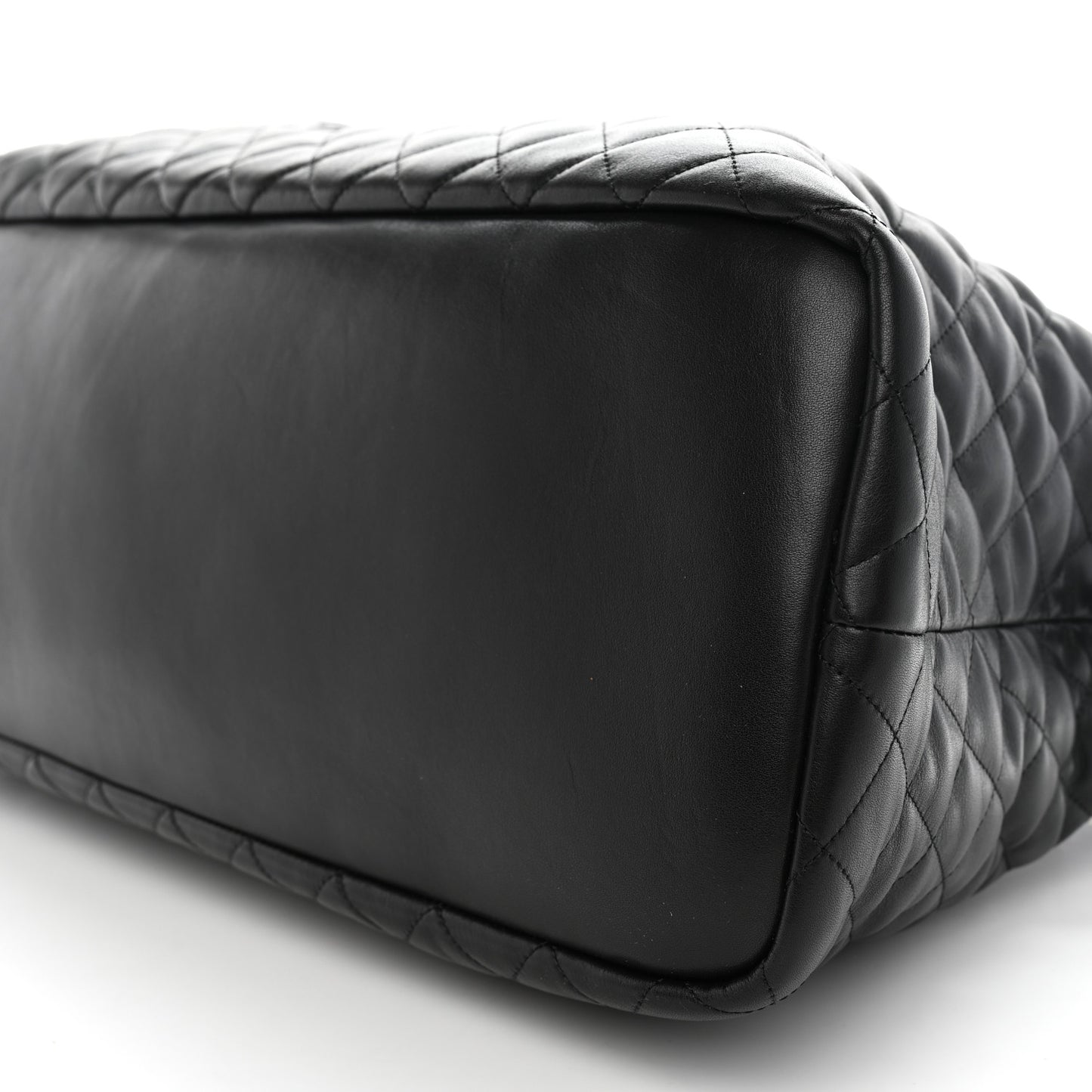 Calfskin Quilted ES Giant Travel Bag Black