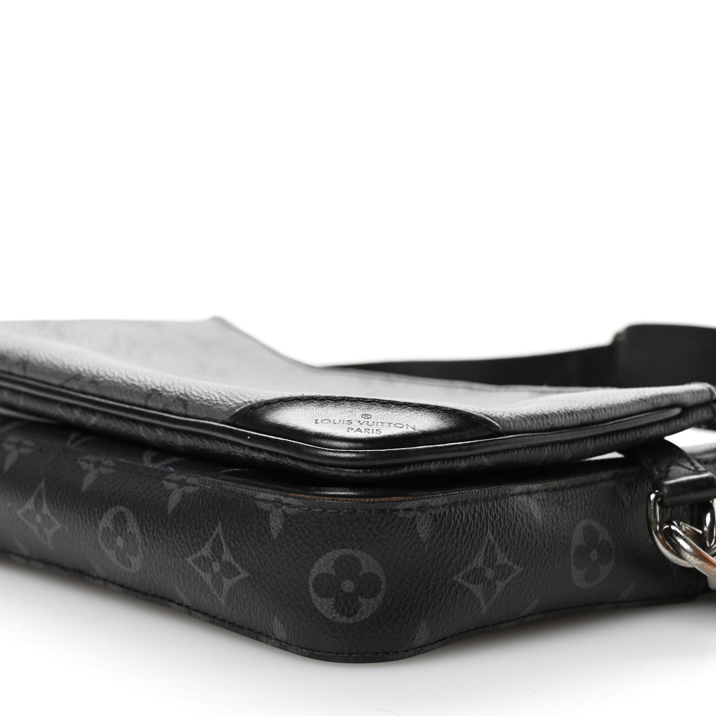 Reverse Monogram Eclipse Trio Messenger