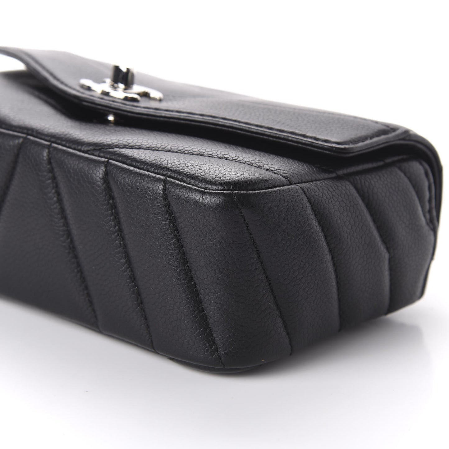 Caviar Chevron Quilted Small Single Flap Black
