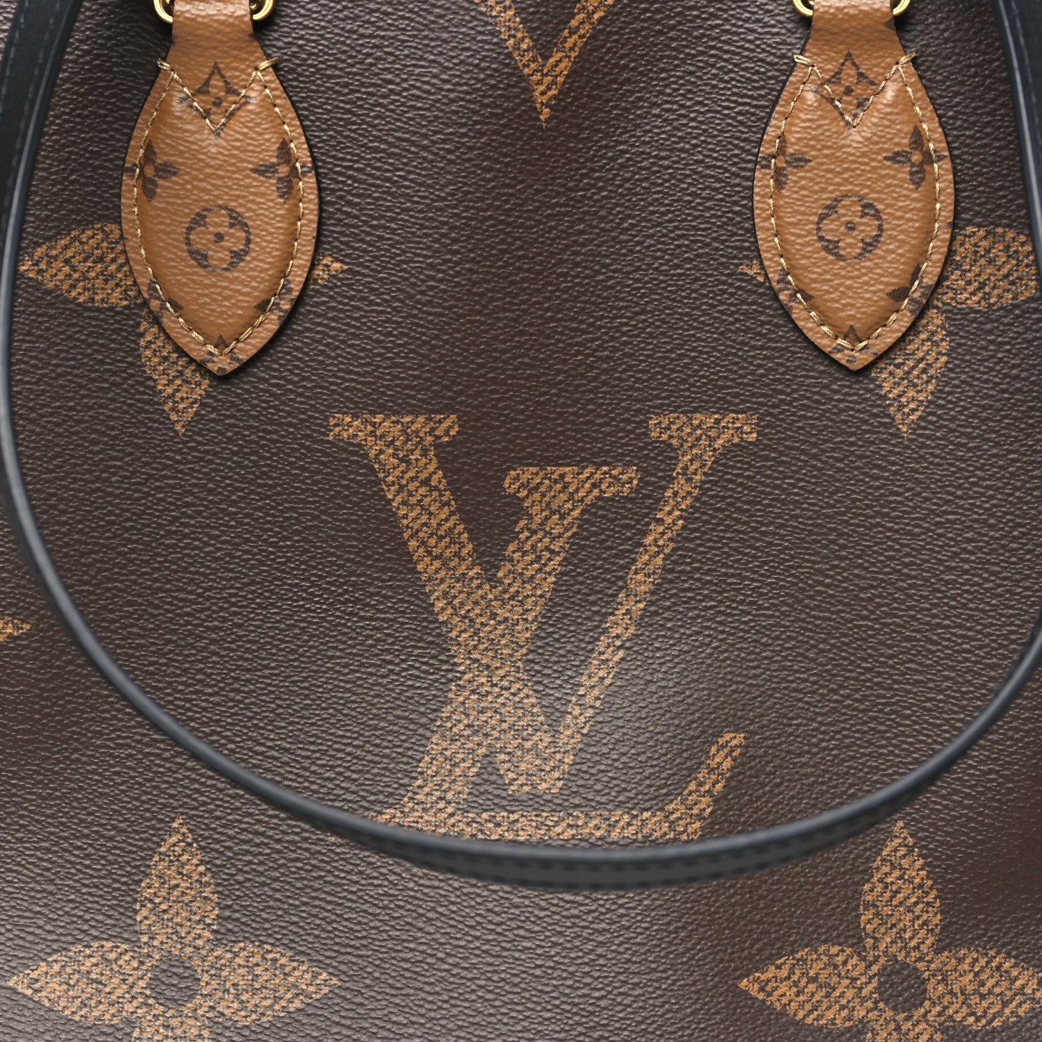 Louis Vuitton Reverse Monogram Giant Onthego MM 7 of 9