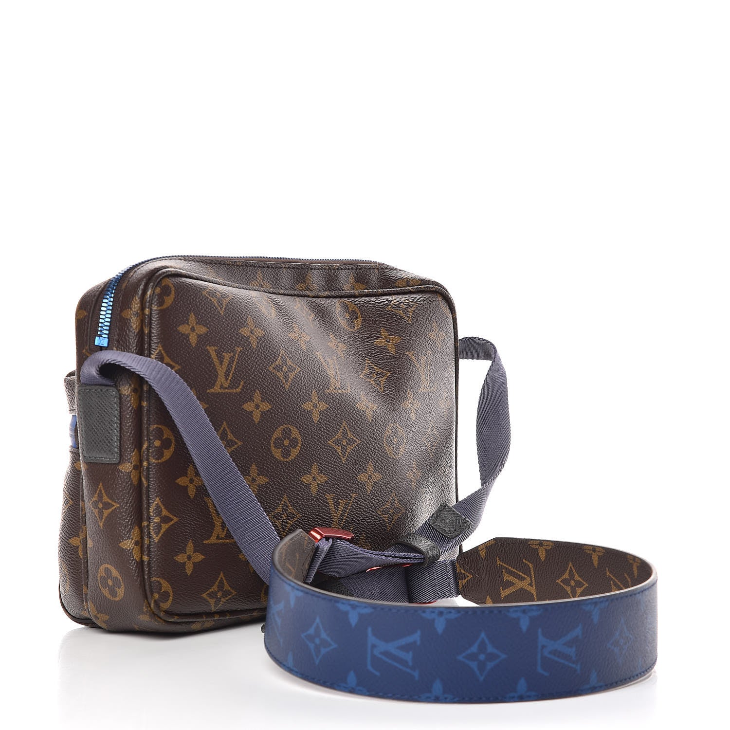 Louis Vuitton Monogram Outdoor Messenger PM 3 of 10