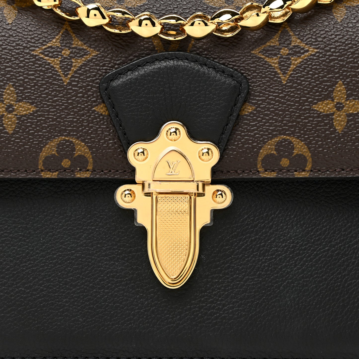Monogram Victoire Black