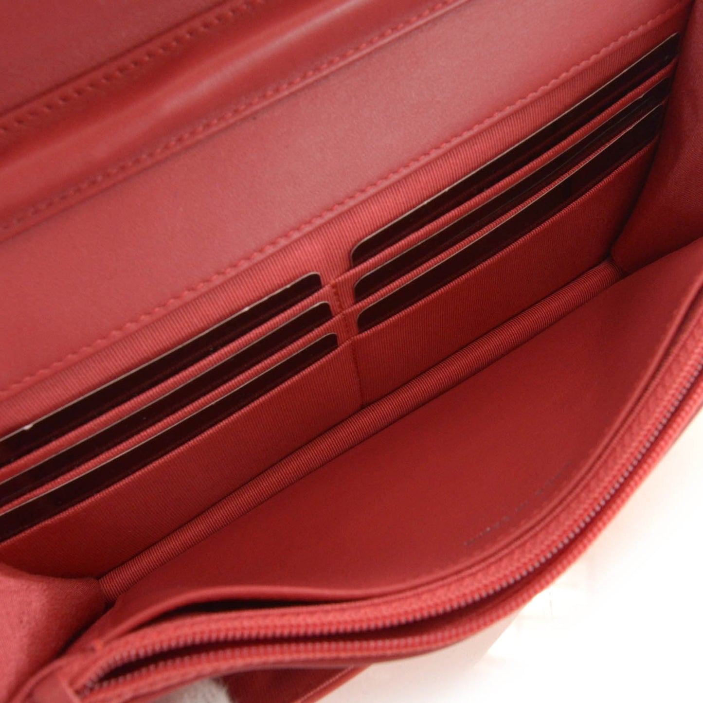 Patent Quilted Wallet On Chain WOC Dark Pink 13C