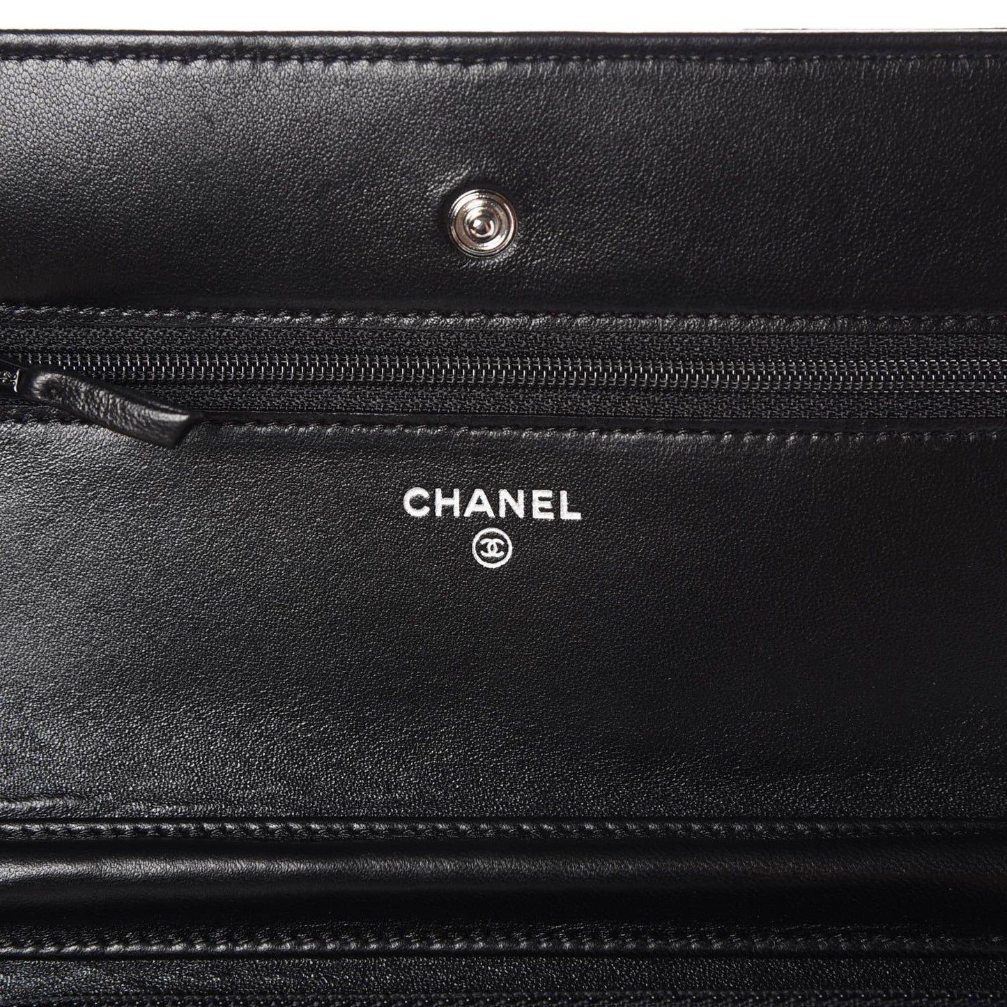 Lambskin Quilted Wallet On Chain WOC Black