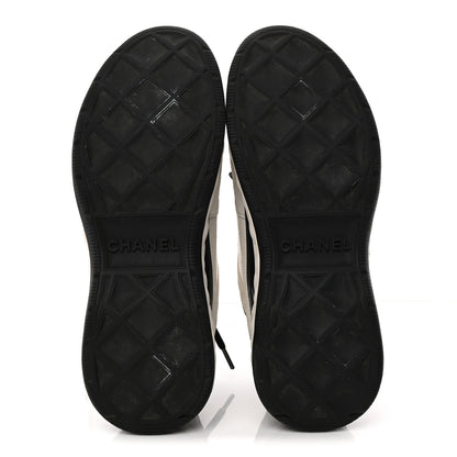 Chanel Velvet Calfskin Mixed Fibers CC Sneakers 36 Ivory Black 7 of 16