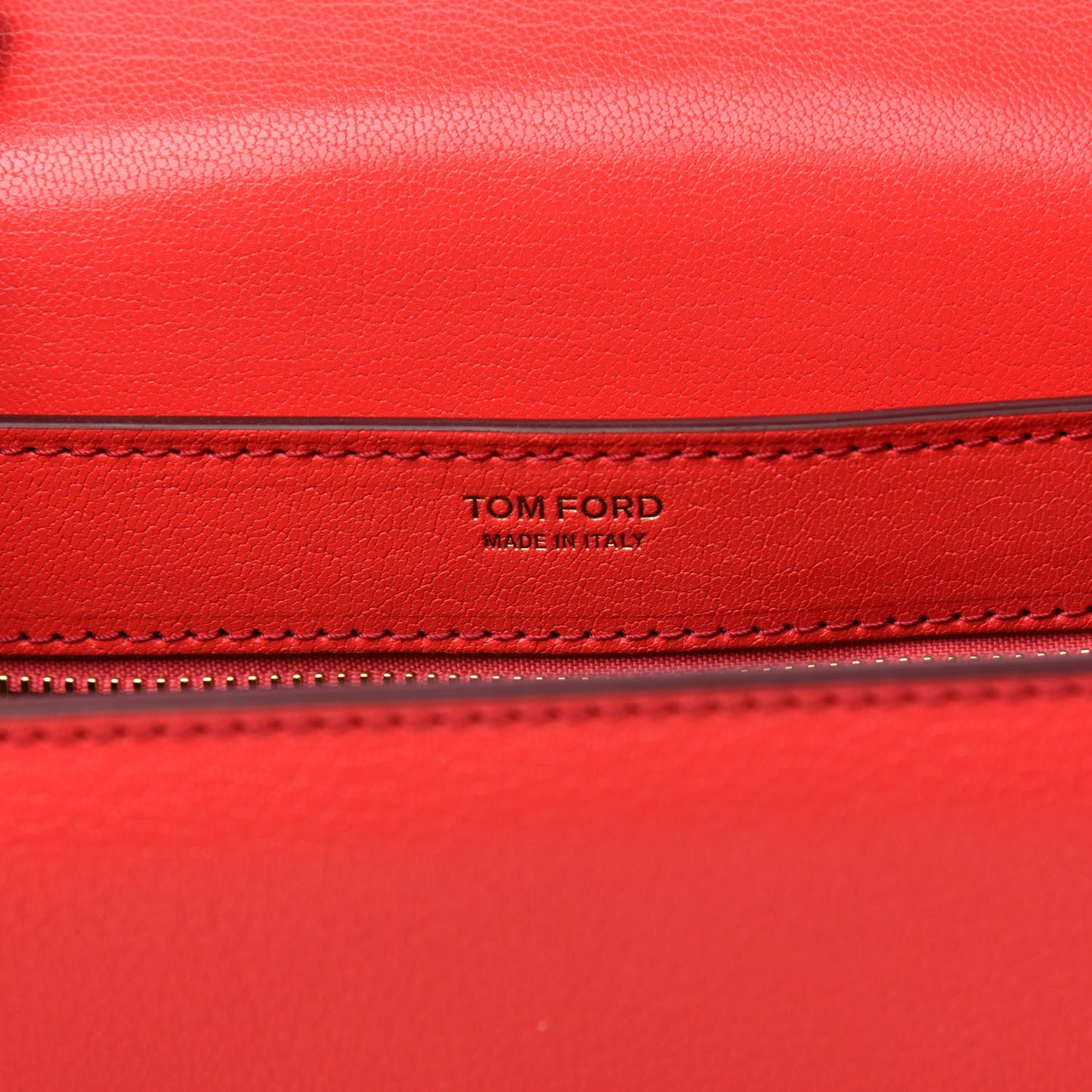 Shiny Goatskin T Clasp Shoulder Bag Red