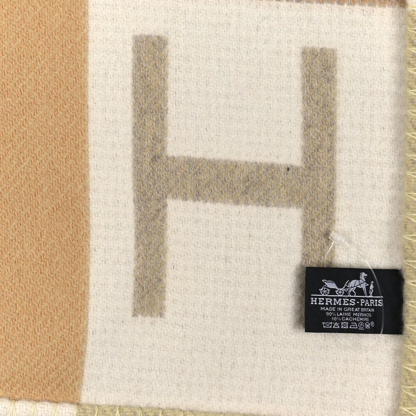 Cashmere Avalon Vibration Blanket Tisane