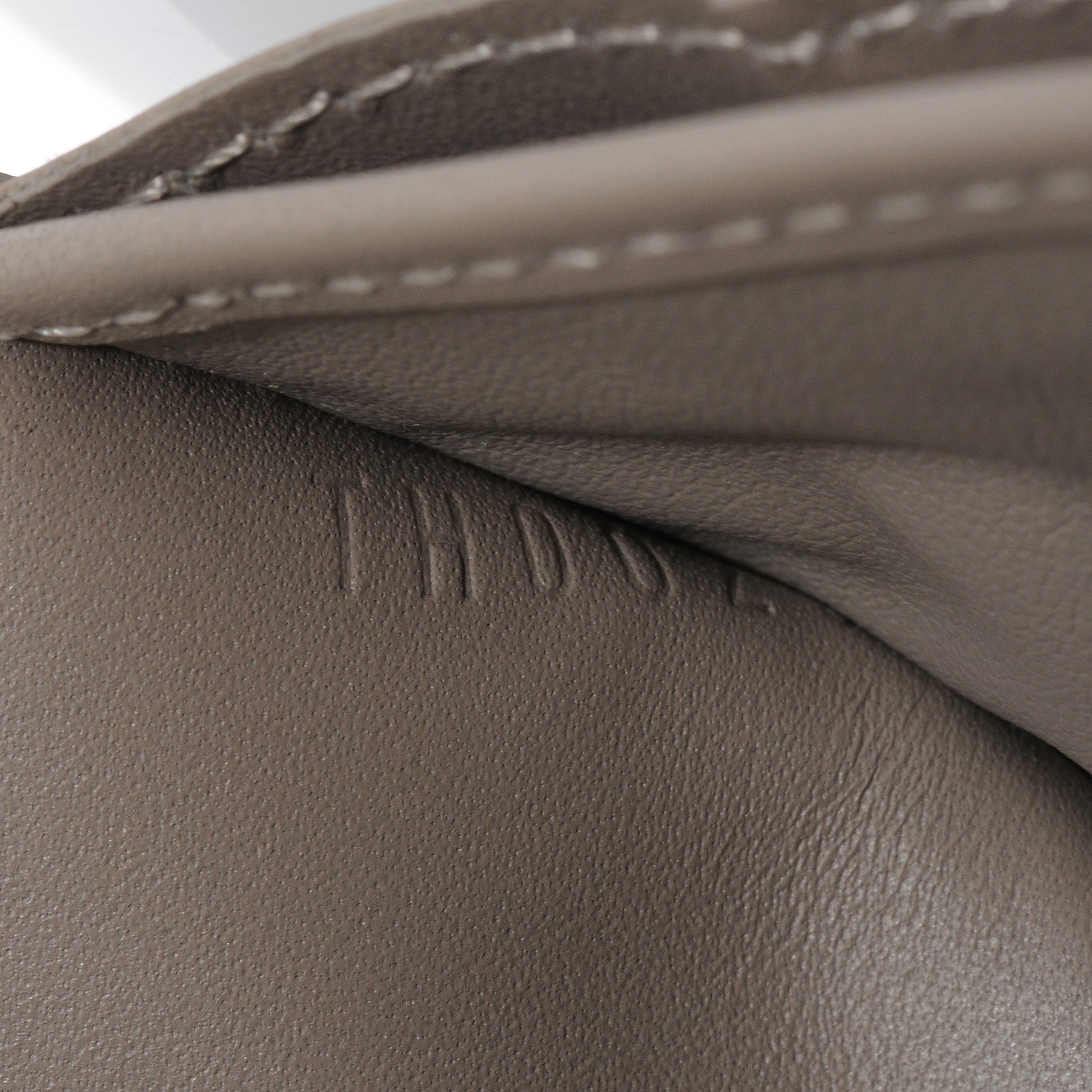 Louis Vuitton Suhali Le Favori Wallet Verone 6 of 6