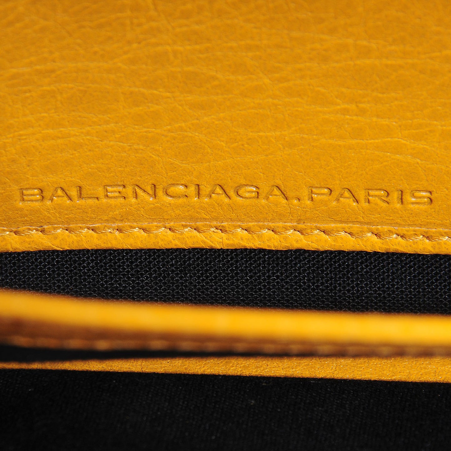 Agneau Classic Hardware Continental Zip Around Wallet Mangue
