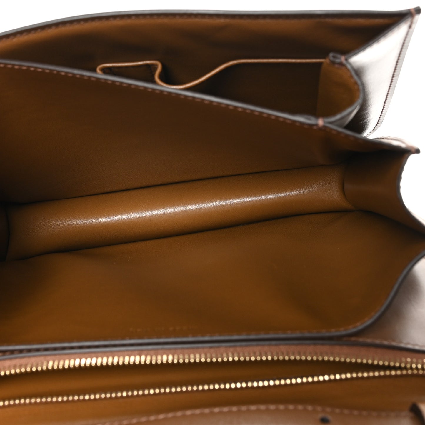 Box Calfskin Medium Classic Box Flap Bag Camel