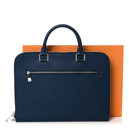 Louis Vuitton Taiga Porte-Documents Slim Bleu Marine 10 of 10