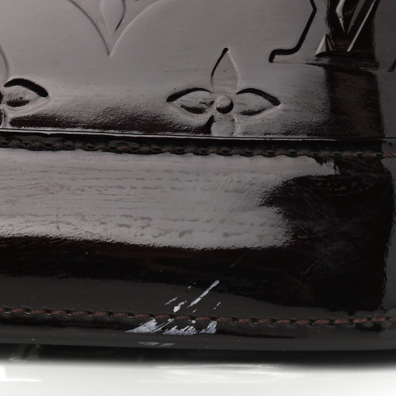 Louis Vuitton Vernis Alma GM Amarante 14 of 15