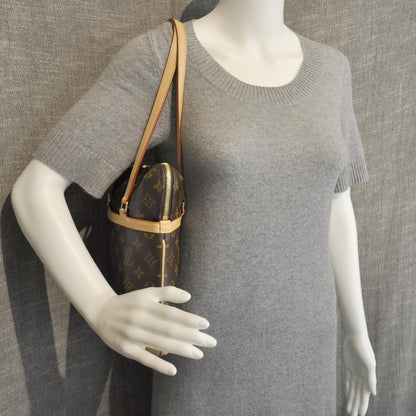Louis Vuitton Monogram Sac Coussin GM 3 of 9