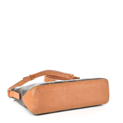 Louis Vuitton Monogram Trotteur 3 of 12