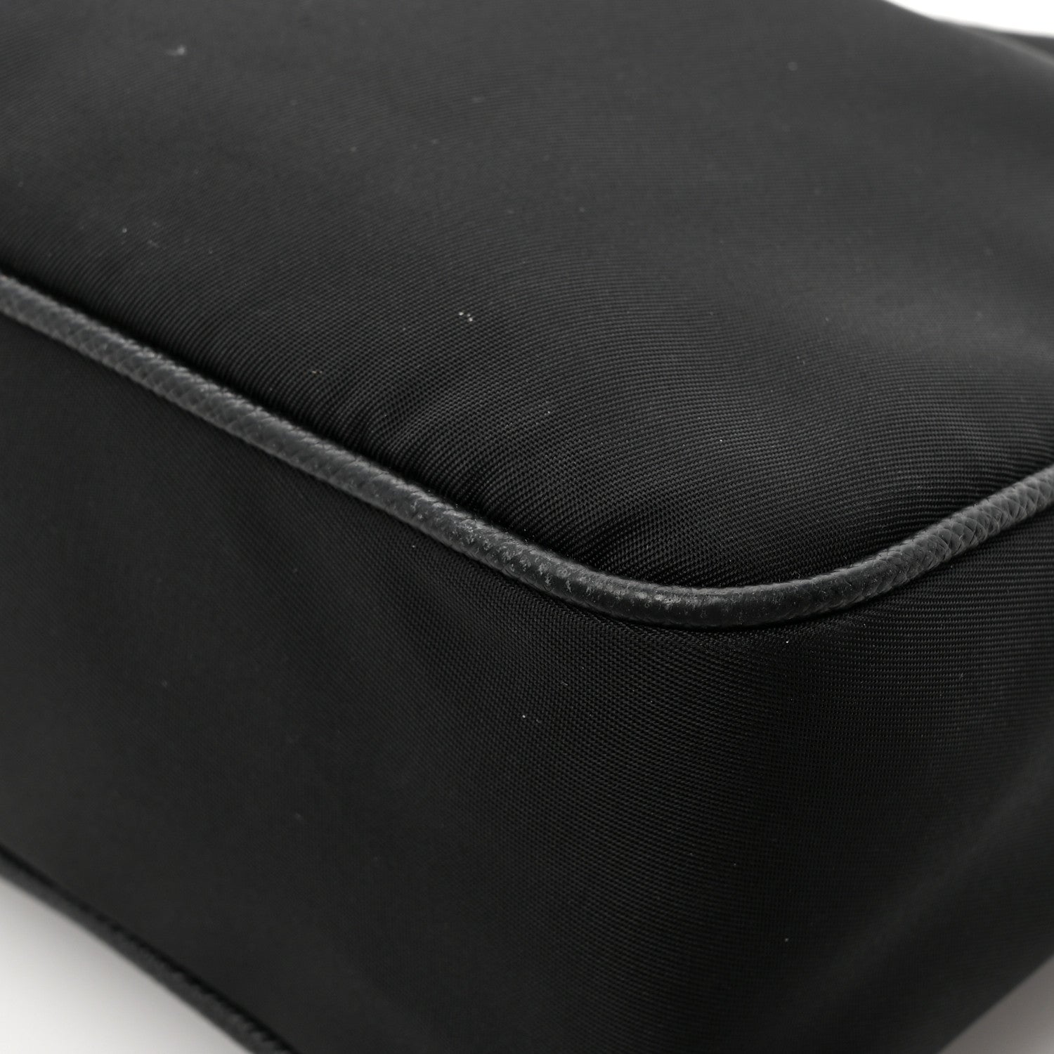 Prada Nylon Re-Edition 2005 Shoulder Bag Black 12 of 18