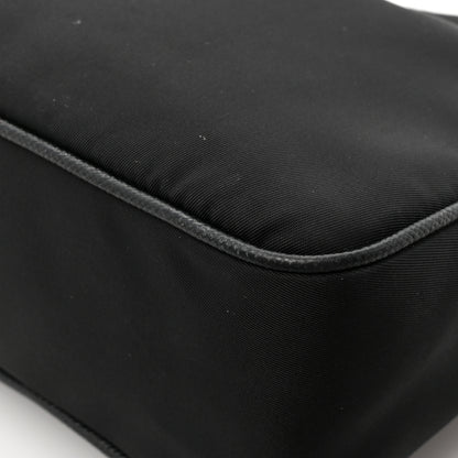 Prada Nylon Re-Edition 2005 Shoulder Bag Black 12 of 18