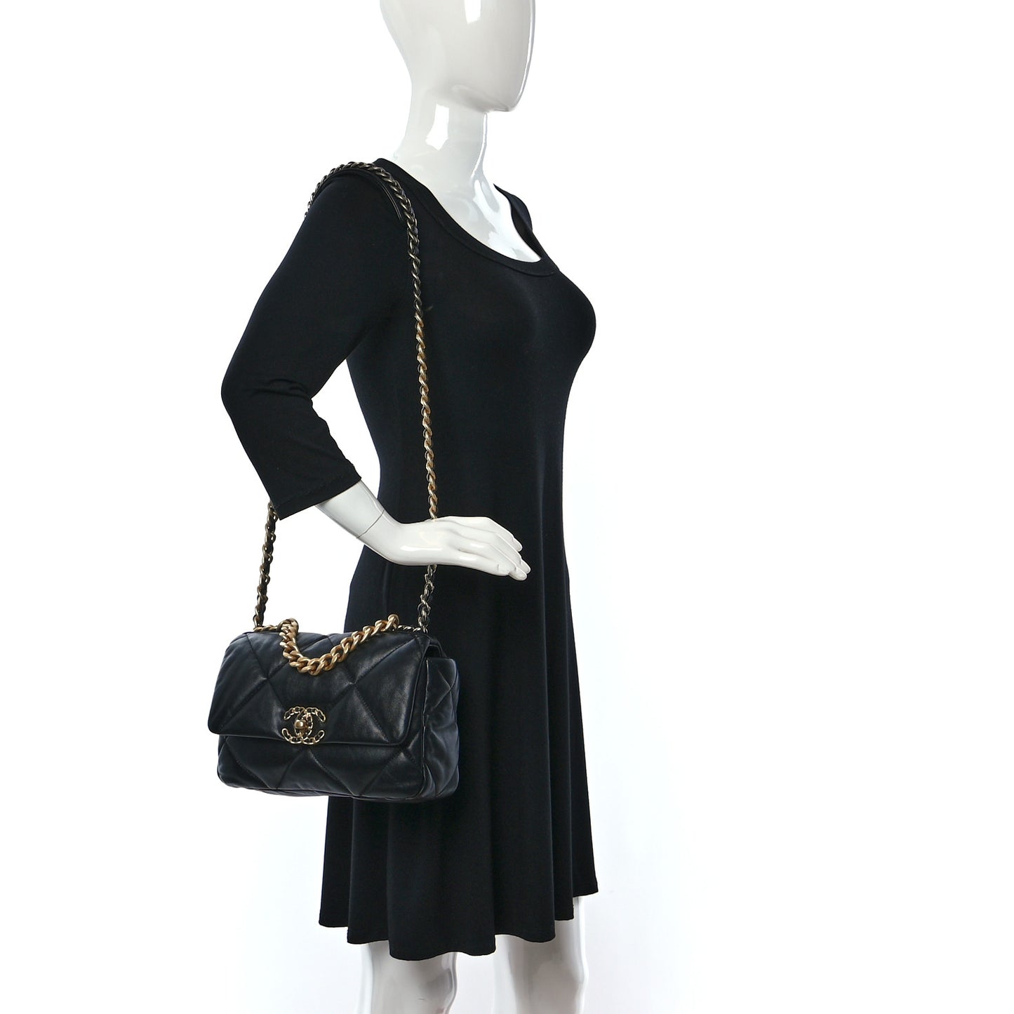 Lambskin Quilted Medium Chanel 19 Flap Black