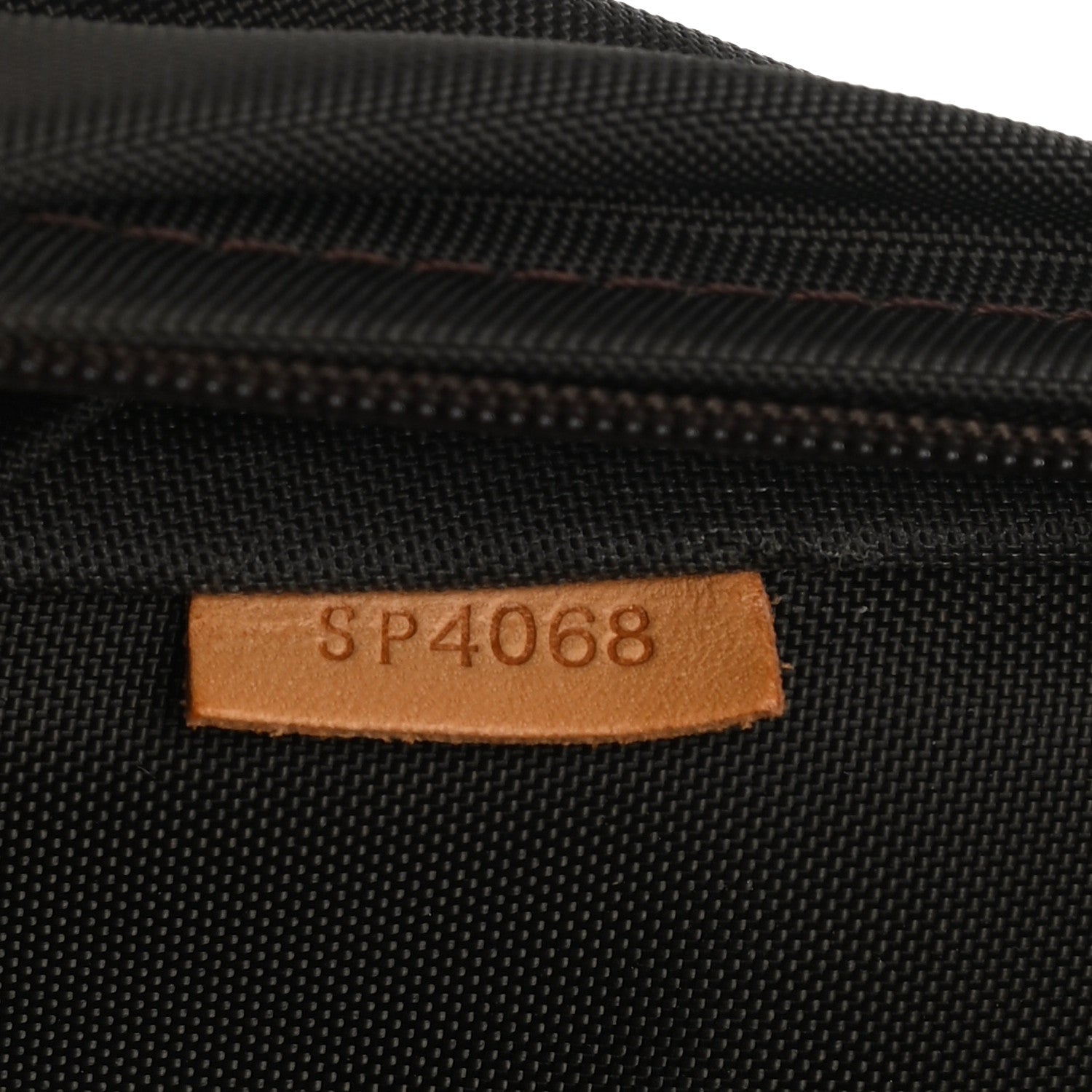 Louis Vuitton Monogram Pegase 45 6 of 10