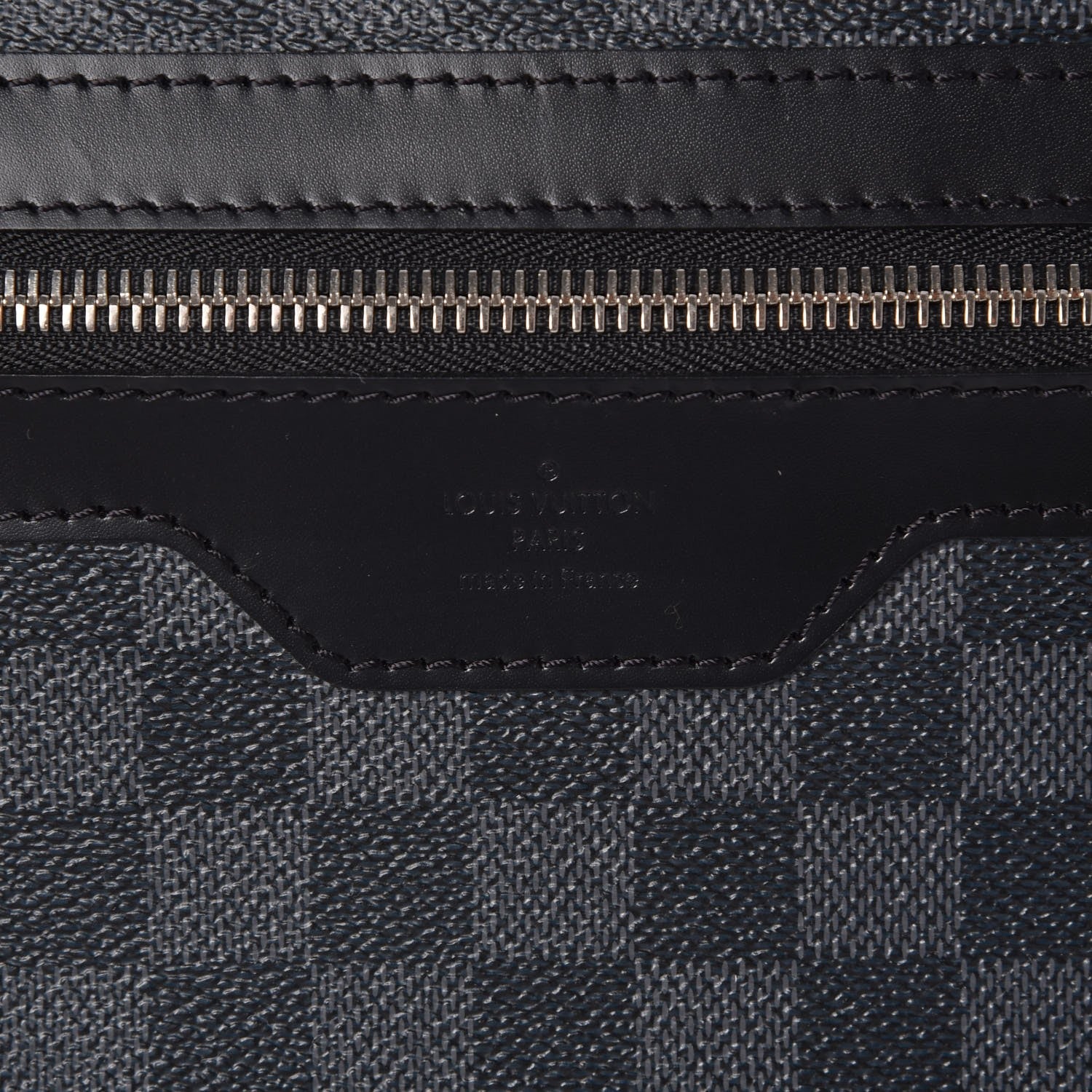 Louis Vuitton Damier Graphite Daniel GM 6 of 7