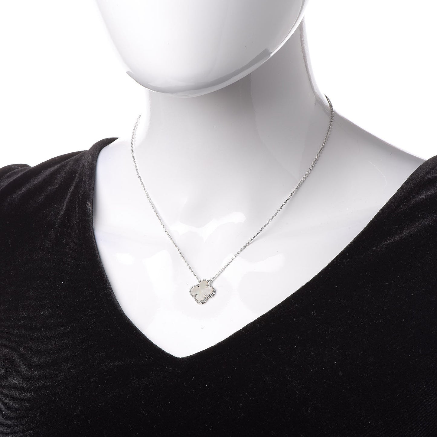 18K White Gold Mother of Pearl Vintage Alhambra Pendant Necklace