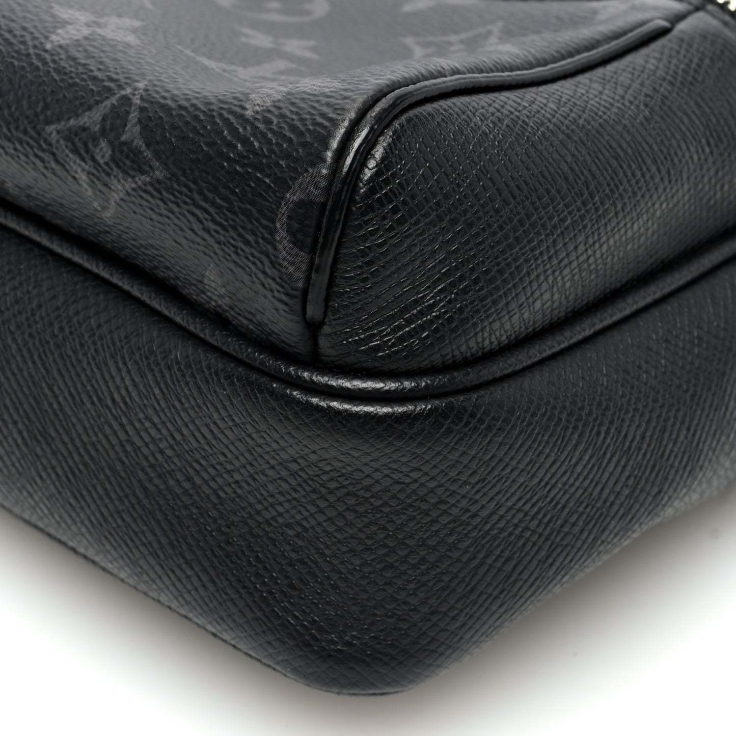 Taiga Monogram Eclipse Outdoor Messenger Black