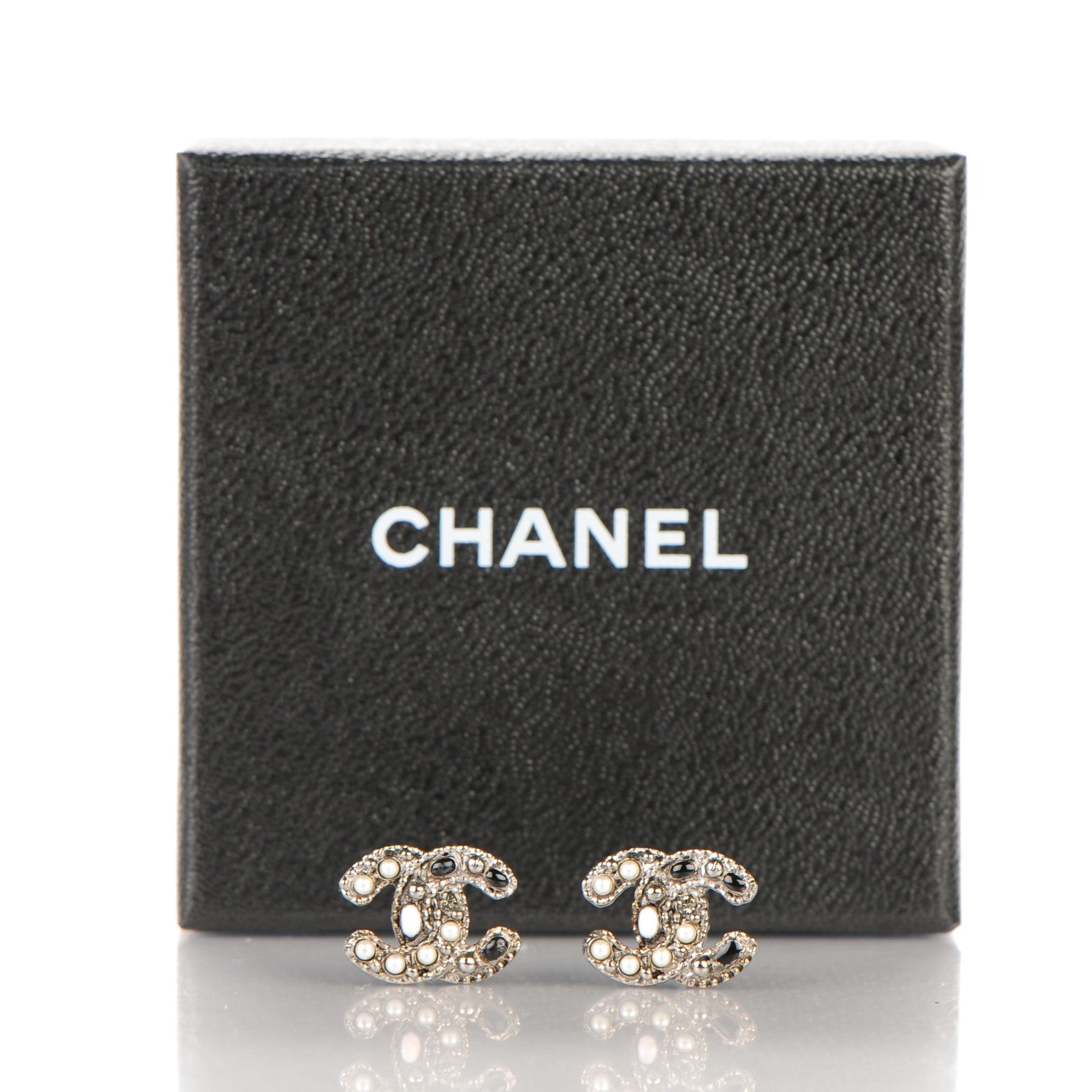 Chanel Pearl Enamel CC Logo Earrings Silver 5 of 5