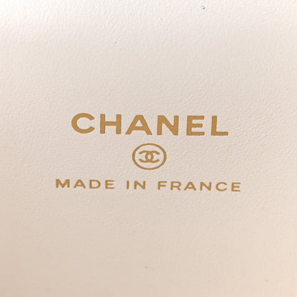 Chanel Caviar Quilted Enamel Coco Casino Mini Vanity Case With Chain White 5 of 9